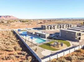 Red Rock Views near Zion Bryce Grand Canyon Family and Friend Home