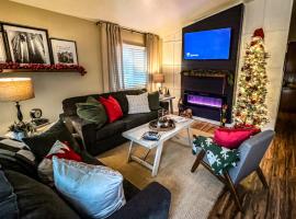 Beautiful Condo by Park Entrance, apartament a Three Rivers