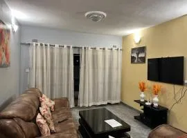 Hatfield staylax Manor 2