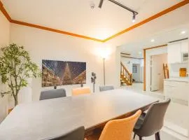 겨울특가 전포역 도보 4분 퀸침대 4개