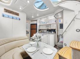 COSY FLOATING HOME IN Vancouver downtown, Hotel in Vancouver