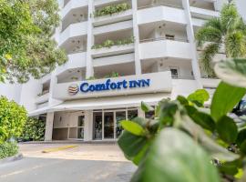 Comfort Inn & Suites, Hotel in Levittown