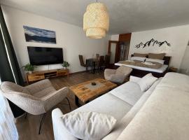 Modern eingerichtete Ferienwohnung Traumtagerl ruhig, zentral, ideal für Familien & Paare，位于巴特特尔茨的酒店