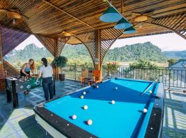 Green Riverside Cosy Home 2, hotel v destinaci Bố Trạch