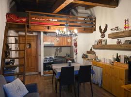 La Casa di Giò -GALLIO CENTRO-, hotel em Gallio