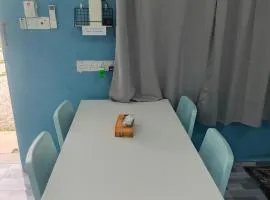 Mirra Mirzas Roomstay