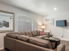 2bd 1bth Newly Renovated Home near Cowboys Stadium etc