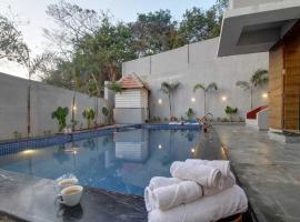 Villa Rouz by DanCenter, ξενοδοχείο σε Baga