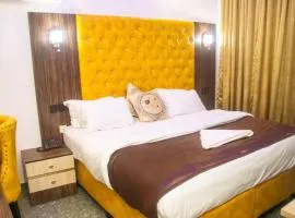 De Baylux Hotel and Suites, Lekki, Lagos