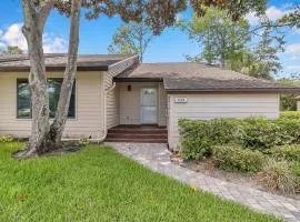 Endless Summers - Golf-view condo w beach access