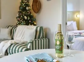 Modern Country Cottage Stay