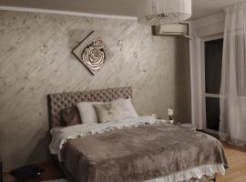 Roza、ルマのホテル