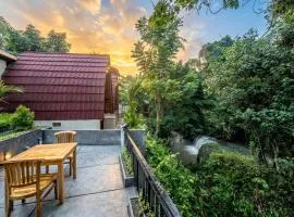 Oemah Ubud - Waterfall