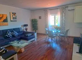 Moradia T2 com vista para a serra - Alverca