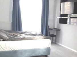 KOMFORT NOCLEGI - delux&standard rooms, Hotel in Blizne Łaszczyńskiego