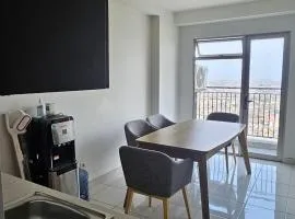 Apartemen Mekarwangi Square 12 A 2 BR Max 6 orang