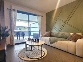 Appartement Standing 5mn Village de Noël, hotel in Le Barcarès