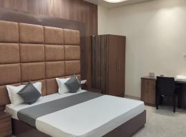 J P Garden, hotel u gradu Kanpur