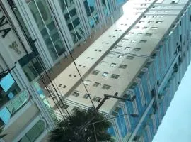 Apartamento luxo Praia Meia Praia