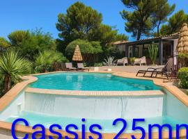 UN OASIS EN PROVENCE, hotell sihtkohas Aubagne
