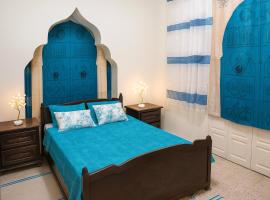 Chez Naceur Suite, готель з парковкою у місті Таузар