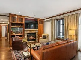 The Ritz-Carlton Club, 3 Bedroom Residence 8315, Ski-in & Ski-out Resort in Aspen Highlands