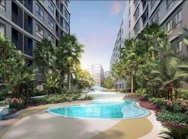 Work and Travel, hotel i Kathu