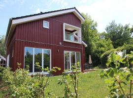 XXL Familienferienhaus, hotel em Rechlin