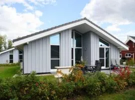 Ferienhaus mit Sauna im Ferienpark Mirow