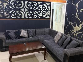 Le spacieux, hotel in Oran