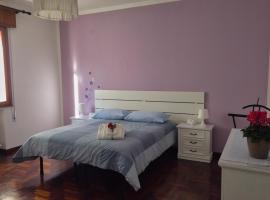 Casa Kendra，位于蒙特格罗托泰梅的酒店