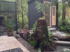 WHITE HAUS w private sauna and close to beach