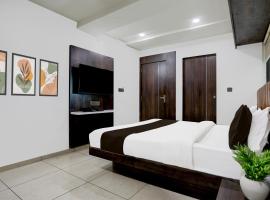 Super Hotel O Nana Chiloda Near Airport Formerly Green Valley, hotel near Sardar Vallabhbhai Patel International Airport - AMD, Ahmedabad