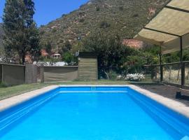 Cabaña Olmué Quebrada Alvarado, hotel v mestu Olmué