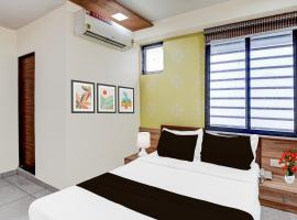 Super Hotel O Naroda GIDC Formerly Yuvraj, hotel near Sardar Vallabhbhai Patel International Airport - AMD, Ahmedabad