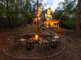 Hot Tub * Game Room * Fire Pit * Close to Resort