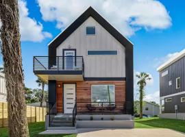 Modern Luxury in Historic Lincolnville, готель у місті Сейнт-Огастін