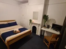 Supported Guest rooms near Fratton Park