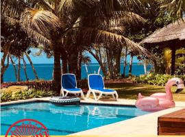 Seahorse Lodge - Port Vila's WOW Factor! Huge 5 Bedroom, 3 Bath Seaside Paradise, chata v destinaci Port Vila