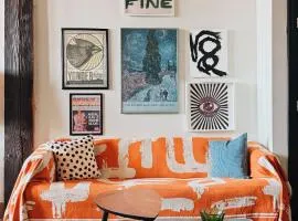 420 Friendly BOHO Loft Downtown KING suite FREE parking