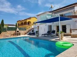 Casa de vacaciones a 700m de la playa con piscina privada - HISP-236-183