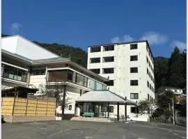 ホテル富士山水館