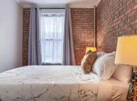 Suite 45 - East Harlem, Manhattan by Monthier