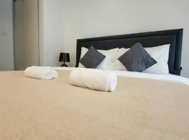 Prime 1BR in Sukhumvit 11 CentralStylishModern