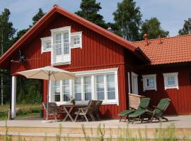 Holiday Cottage Tiira, allotjament vacacional a Raseborg