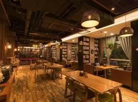 James Joyce Coffetel Tianjin Railway Station Jinshiqiao Metro Station Branch