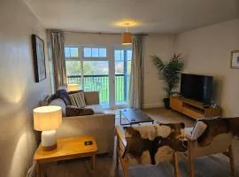Carlisle Stunning 2 Bed Appt with Parking 5 mins J42 M6