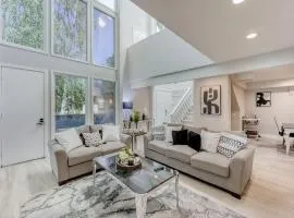 601-Lavish Family Home w AC & Patio near Meta & Stanford