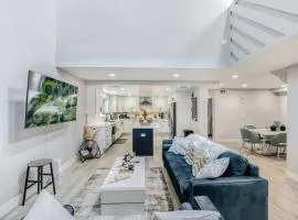 2 Luxury Townhouses near Meta & Stanford - 493 & 497