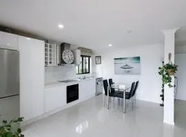 Refined Surfers Paradise Escape with Captivating Night City Views